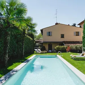 Duchess Boutique De Charme Bed & Breakfast